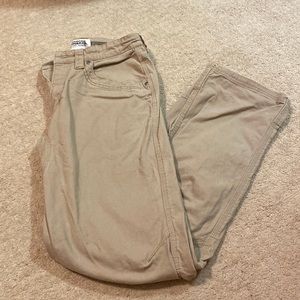 Never worn Mountain Khacki pants. Size 30x32.